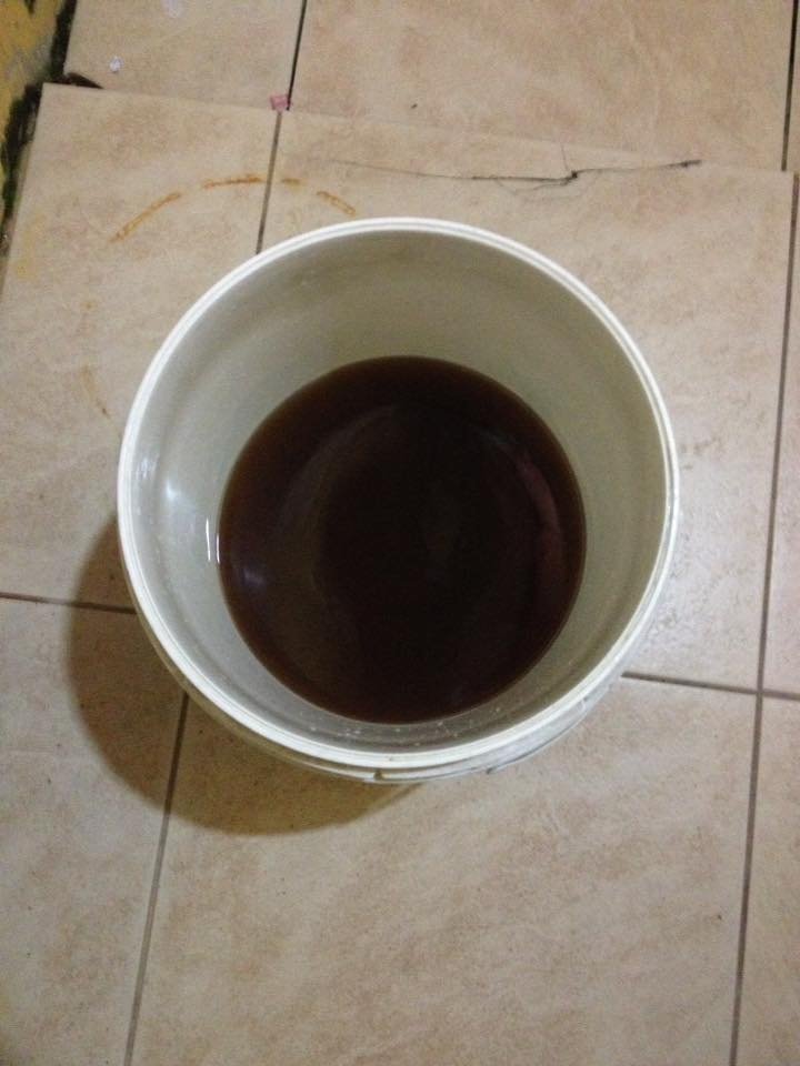 Agua suja